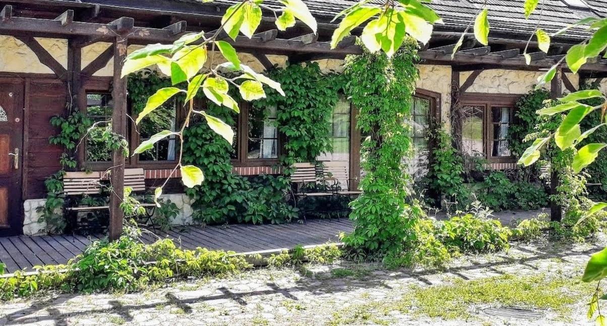 Villa Tamarynowa Osada - Kraina Udanego Wypoczynku Lowyn Exterior foto